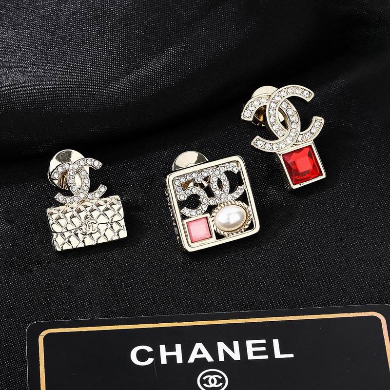 Chanel Brooch 05yxs11
